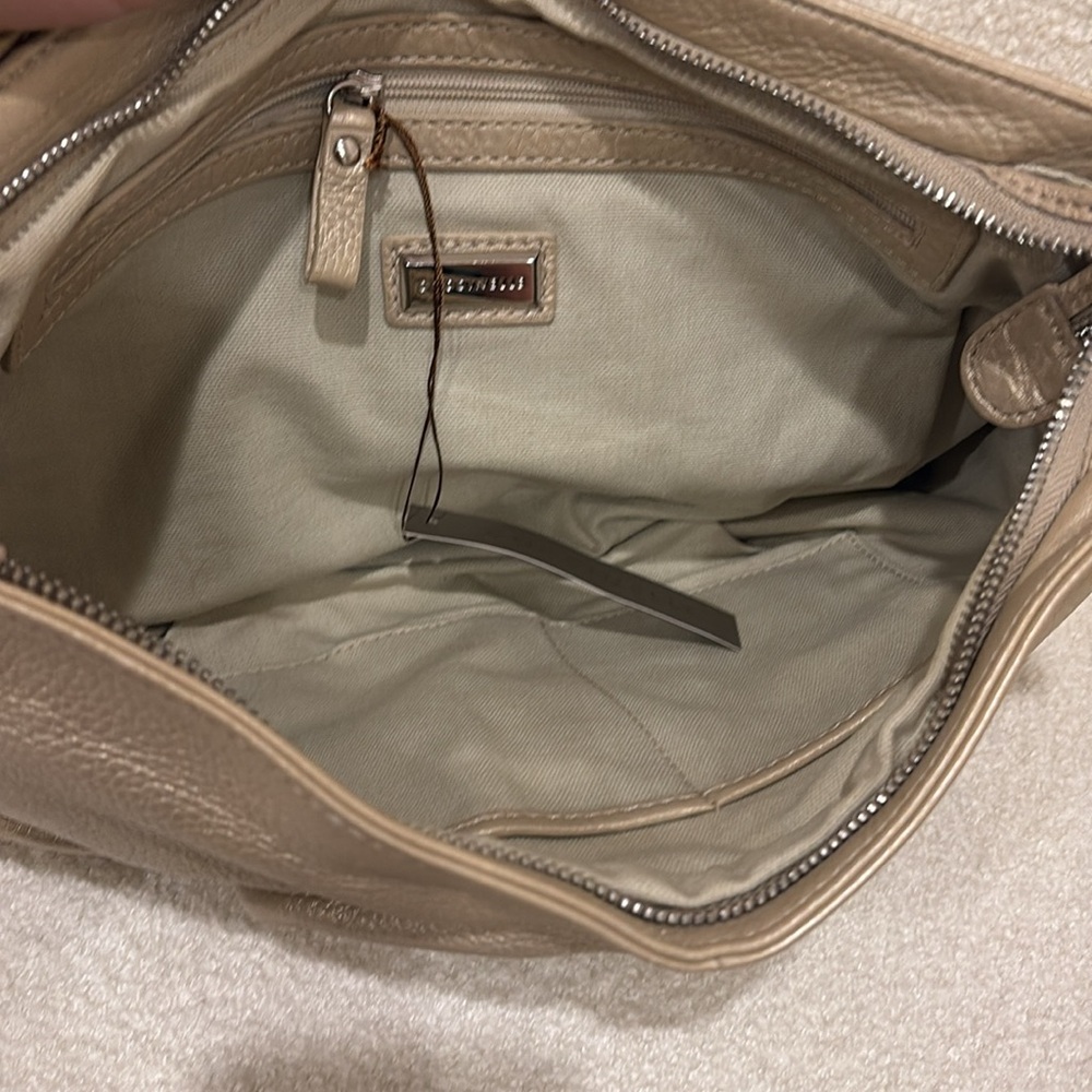 NWT Coccinelle handbag - Picture 3 of 10